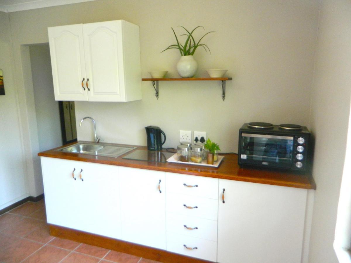 Aloe Cottage Mbombela Bagian luar foto