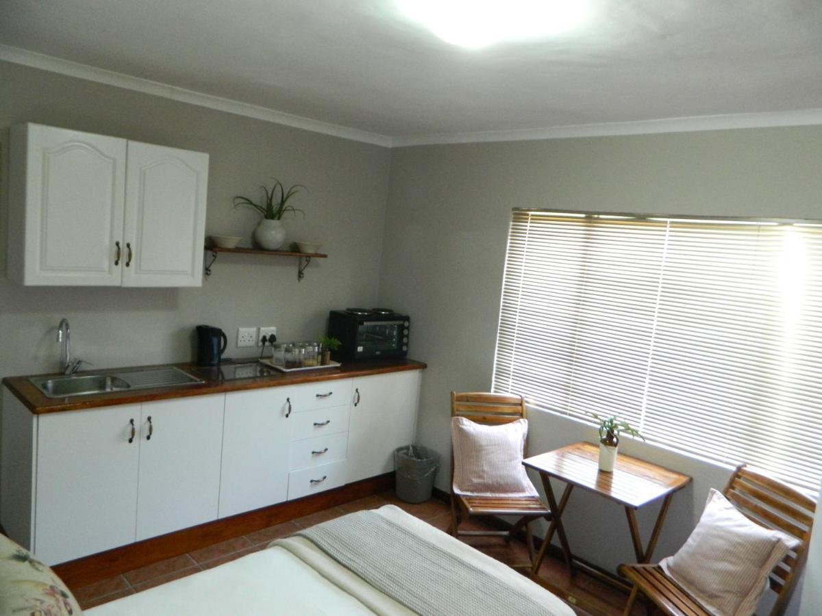 Aloe Cottage Mbombela Bagian luar foto