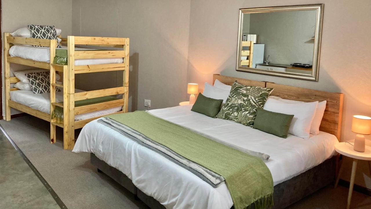 Aloe Cottage Mbombela Bagian luar foto