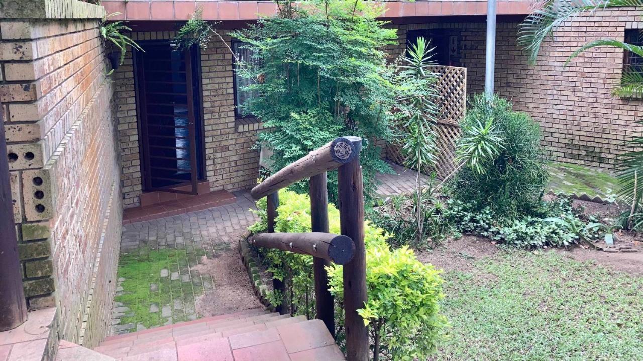 Aloe Cottage Mbombela Bagian luar foto